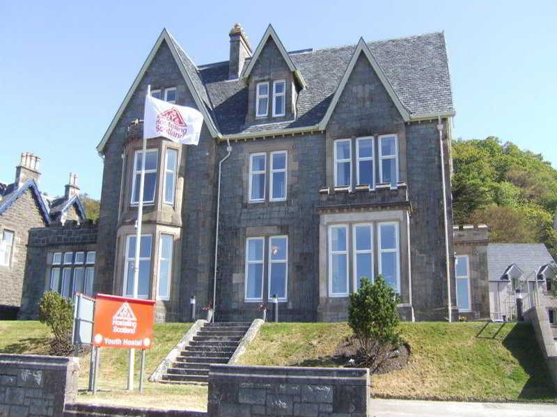 奥本青年旅舍旅舍 外观 照片 The former home of the Scottish Meteorological Society, now the Met Office, at the old station building at Ben Nevis